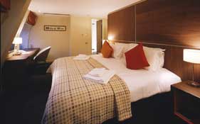 Superior Guest Accommodation B&B,  London nw1